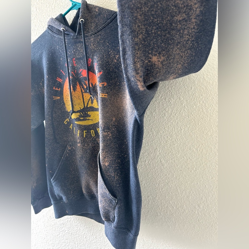 Jerzees Bleach Splatter Hoodie Size S Venice Beach California Graphic Pullover - Picture 3 of 9